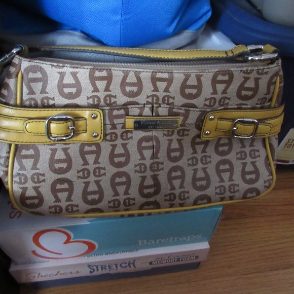 Handbag - Picture 1 of 3